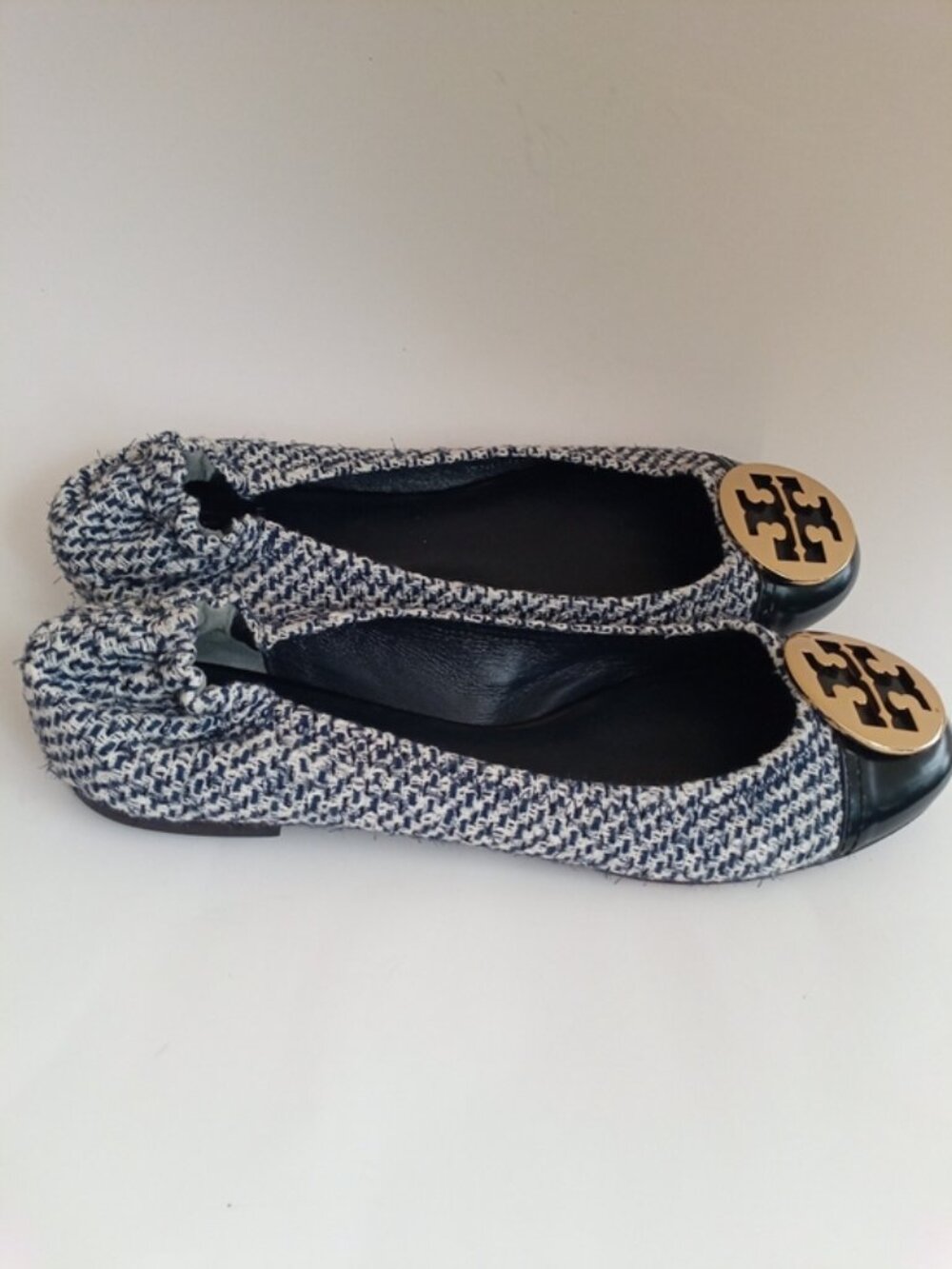 Tory Burch Tweed Cap Toe Ballet Flats Navy Blue Ivory Gold Logo Women's Size 11M